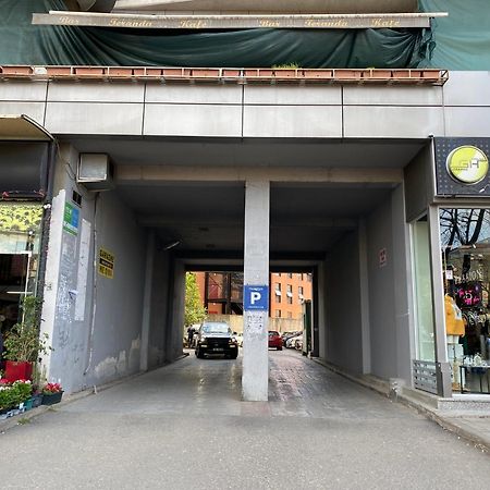 Central Cozy Apartment Tirana Exterior photo